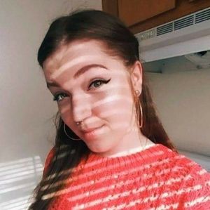 Meet your Posher, Zoe!